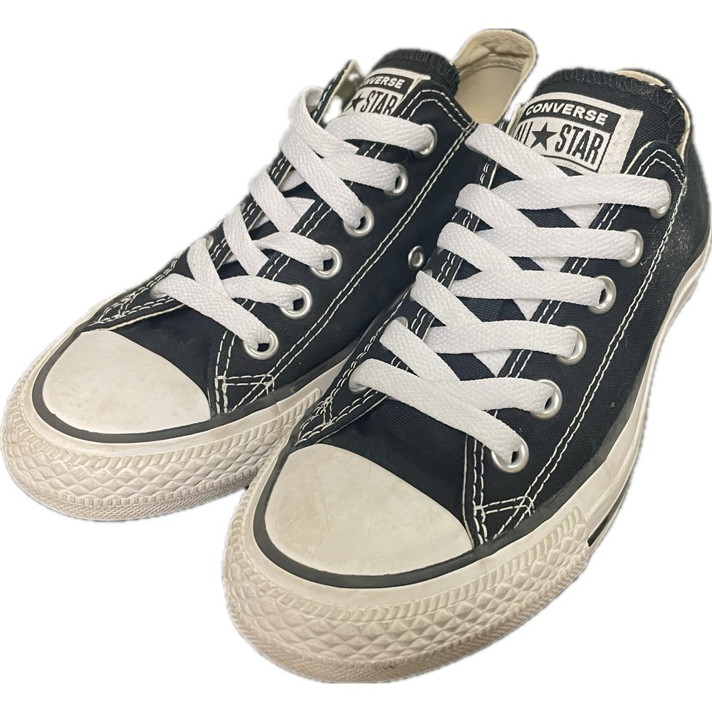 Converse All-Star Chuck Taylor Low Women’s Size 6.5